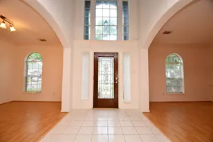 4323 Magnolia Ln, Sugar Land, TX 77478 - Photo 4