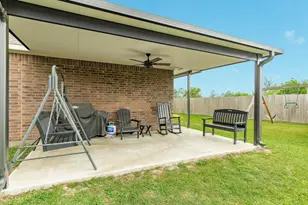 177 Bayou Bend Blvd, Angleton, TX 77515 - Photo 8