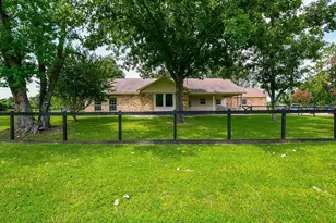 22035 Buescher Rd, Tomball, TX 77377 - Photo 4