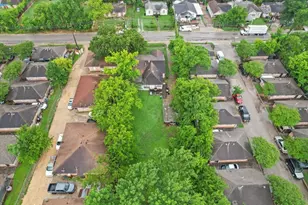 315 E Whitney St, Houston, TX 77022 - Photo 22