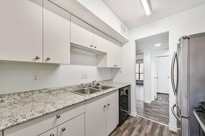 3220 69th Street #b-4, Galveston, TX 77550 - Photo 2