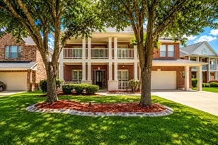 6818 Russelfield Ln, Houston, TX 77049 - Photo 2
