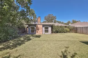 4613 Libbey Ln, Houston, TX 77092 - Photo 20