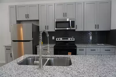 10002 Calendar Street, Willis, TX 77318 - Photo 6