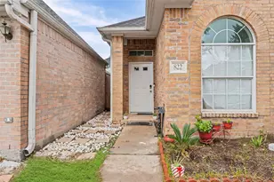 822 Green Pines Forest, Houston, TX 77067 - Photo 2