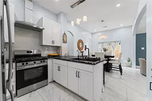 822 Green Pines Forest, Houston, TX 77067 - Photo 6