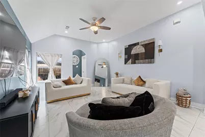 822 Green Pines Forest, Houston, TX 77067 - Photo 4