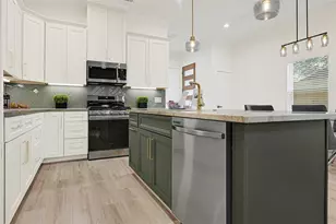 7805 Dyer St, Houston, TX 77088 - Photo 4