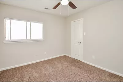 13410 Cricklewood Creek Lane, Houston, TX 77083 - Photo 22
