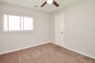 13410 Cricklewood Creek Ln, Houston, TX 77083 - Photo 22