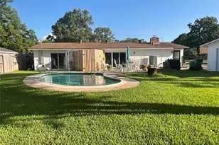 654 N Flamingo Dr, Seabrook, TX 77586 - Photo 4