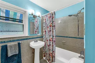 115 Whiting St, Galveston, TX 77550 - Photo 18