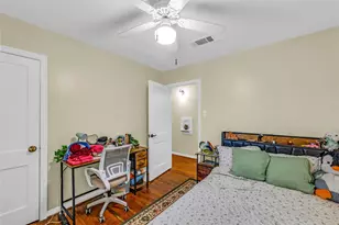 115 Whiting St, Galveston, TX 77550 - Photo 32