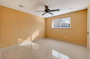 6231 S Briar Knoll Dr, Houston, TX 77072 - Photo 10