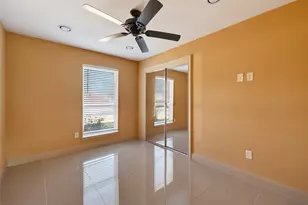 6231 S Briar Knoll Dr, Houston, TX 77072 - Photo 16