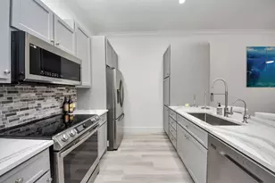 1010 Rosine St, Houston, TX 77019 - Photo 14