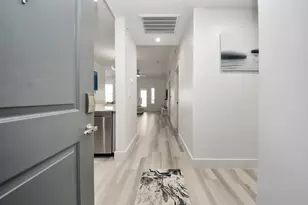 1010 Rosine St, Houston, TX 77019 - Photo 2