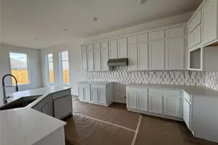 8222 Holly Blue Dr, Rosharon, TX 77583 - Photo 4