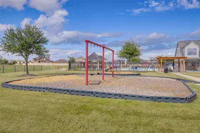 8222 Holly Blue Drive, Rosharon, TX 77583 - Photo 14