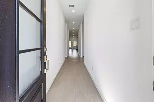 2701 Meridian Spgs Dr, Texas City, TX 77568 - Photo 4