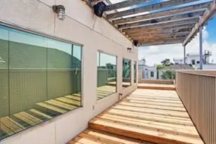 5443 Rose St, Houston, TX 77007 - Photo 32