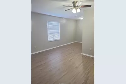 2703, 2712 Evergreen Cir, Bryan, TX 77801 - Photo 6