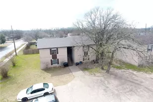 2703 2712 Evergreen Circle, Bryan, TX 77801 - Photo 4