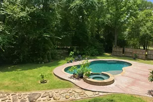 223 Pin Oak Ln, Magnolia, TX 77354 - Photo 36
