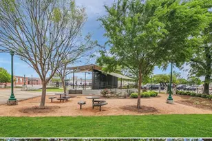 1727 Portia Ln, Conroe, TX 77301 - Photo 8