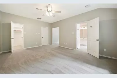 101 N Villa Oaks Drive, The Woodlands, TX 77382 - Photo 18