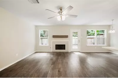 101 N Villa Oaks Drive, The Woodlands, TX 77382 - Photo 14