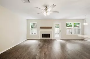 101 N Villa Oaks Dr, The Woodlands, TX 77382 - Photo 14