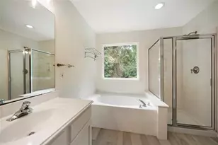 101 N Villa Oaks Dr, The Woodlands, TX 77382 - Photo 20