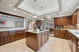 5 Lochtyne Cir, Houston, TX 77024 - Photo 8