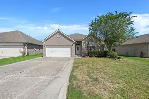 9314 E Lakeside Dr, Magnolia, TX 77354 - Photo 2
