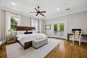 601 E 21st St, Houston, TX 77008 - Photo 16