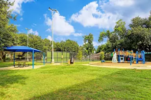 601 E 21st St, Houston, TX 77008 - Photo 36