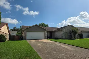 12531 La Rochelle Dr, Houston, TX 77015 - Photo 2