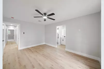 13906 Vinehill Drive, Sugar Land, TX 77498 - Photo 22