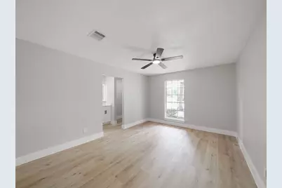 13906 Vinehill Drive, Sugar Land, TX 77498 - Photo 16