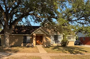 6014 Lattimer Dr, Houston, TX 77035 - Photo 1
