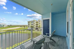 4131 Pointe W Dr, Galveston, TX 77554 - Photo 18