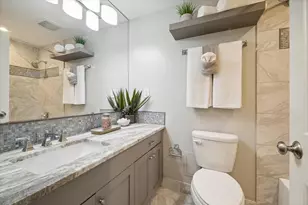 2001 Holcombe Blvd, Houston, TX 77030 - Photo 18
