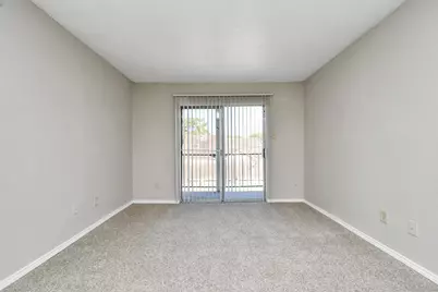 7700 W Airport Boulevard #0810, Houston, TX 77071 - Photo 6