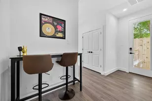 4108 Farmer St, Houston, TX 77020 - Photo 10