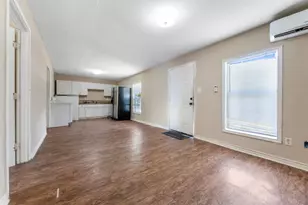 422 2nd Ave N, Texas City, TX 77590 - Photo 2