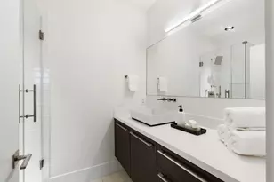 3703 Wroxton Rd, West University Place, TX 77005 - Photo 16