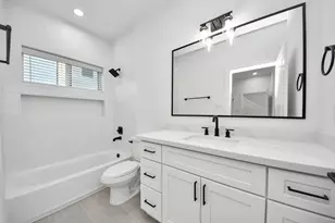 7739 Hammerly Blvd, Houston, TX 77055 - Photo 38