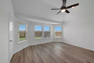 31015 Newcomb Lndg Ln, Waller, TX 77484 - Photo 34