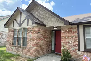 10314 Autumn Harvest Dr, Houston, TX 77064 - Photo 2